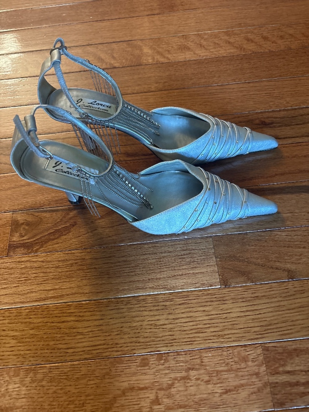 Vintage studded slingback heel